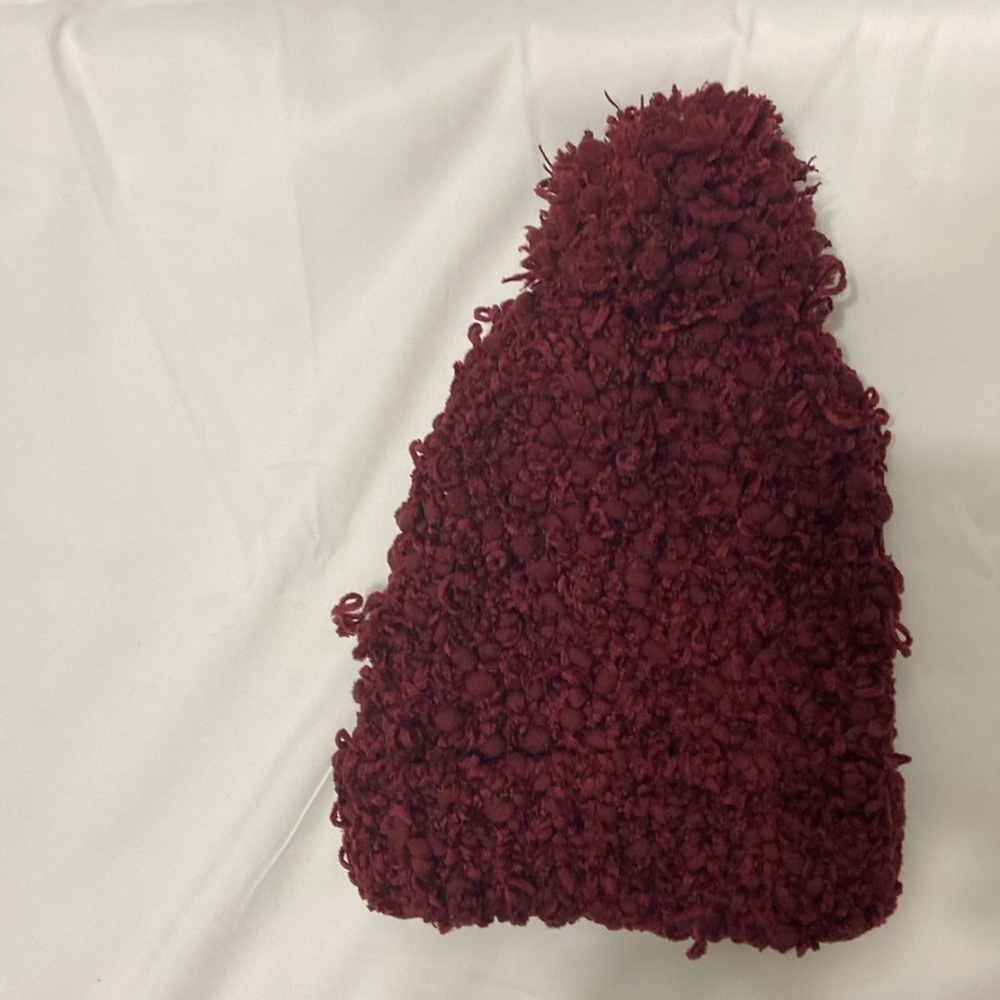 SONOMA MAROON POPCORN INFINITY SCARF AND HAT. AND MITTEN GLOVES. - Picture 2 of 7